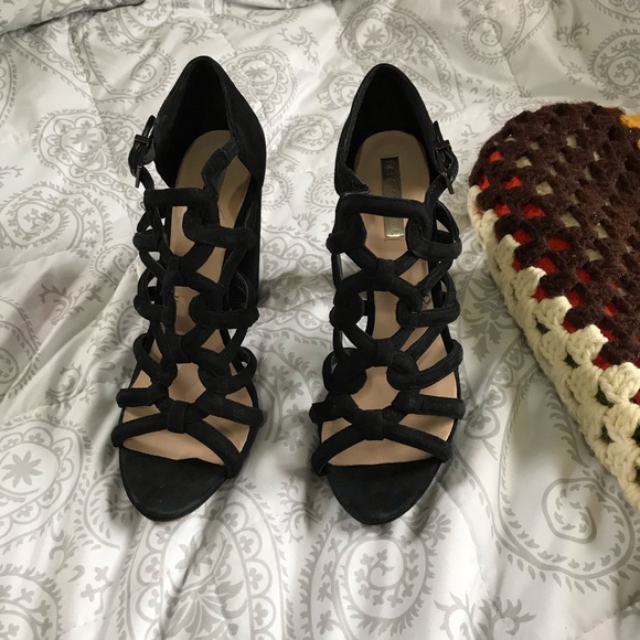 Sold BCBGMaxAzria black heels - Picture 4 of 6